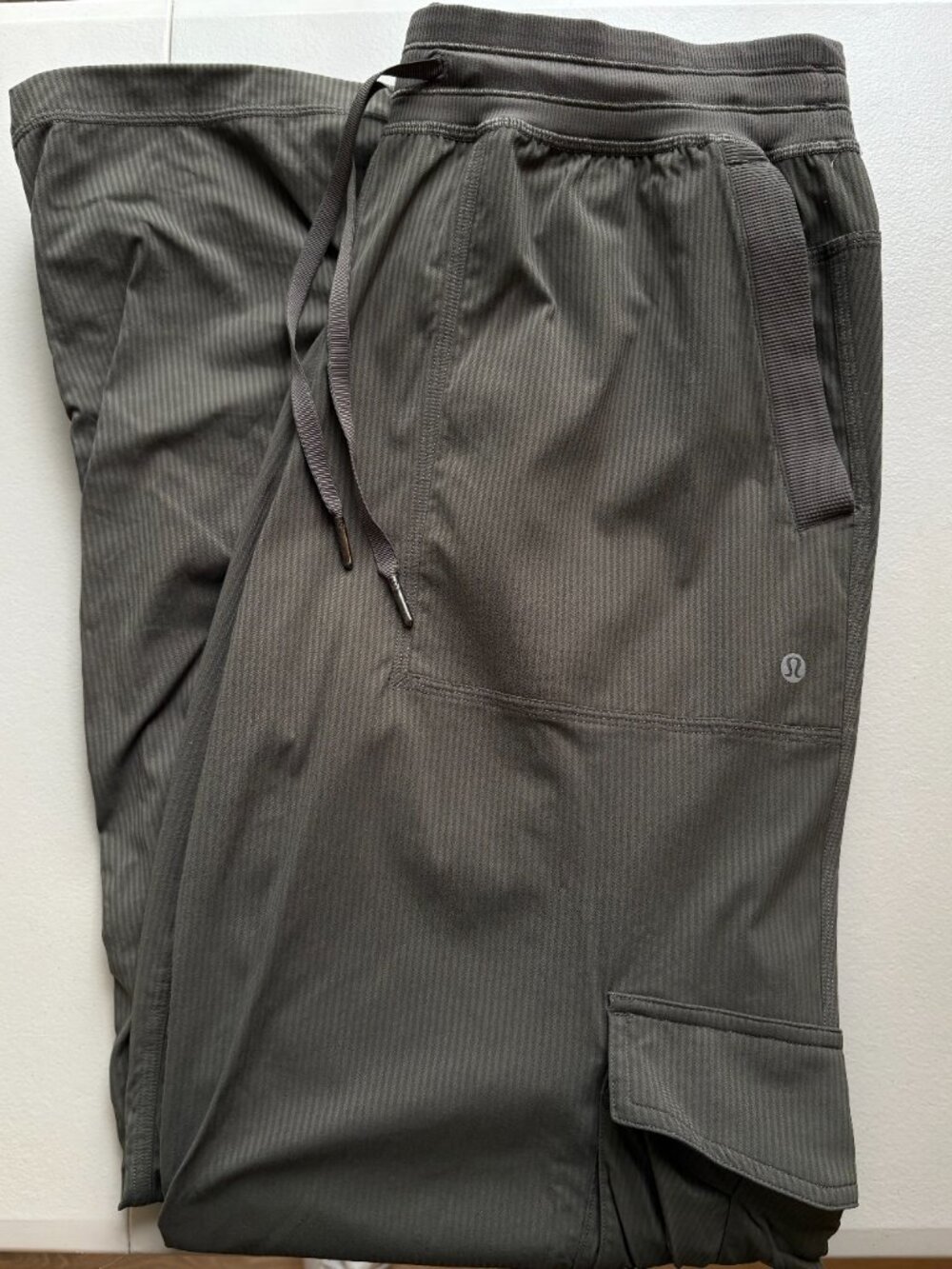 lululemon Dance Studio Relaxed Fit Cargo Pant Army Green - Picture 2 of 5